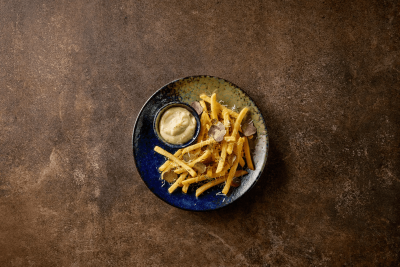 Aviko-Master Crunch_Truffle loaded fries + Master Crunch skin-off_2.tif